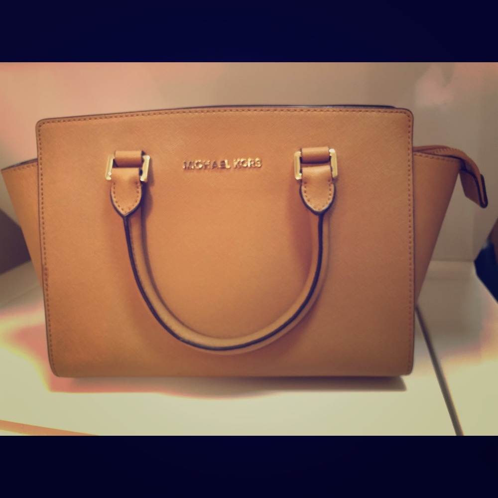 Michael Kors Selma Purse